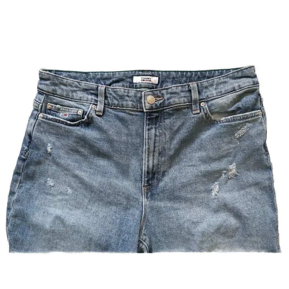 Tommy Hilfiger about distressed